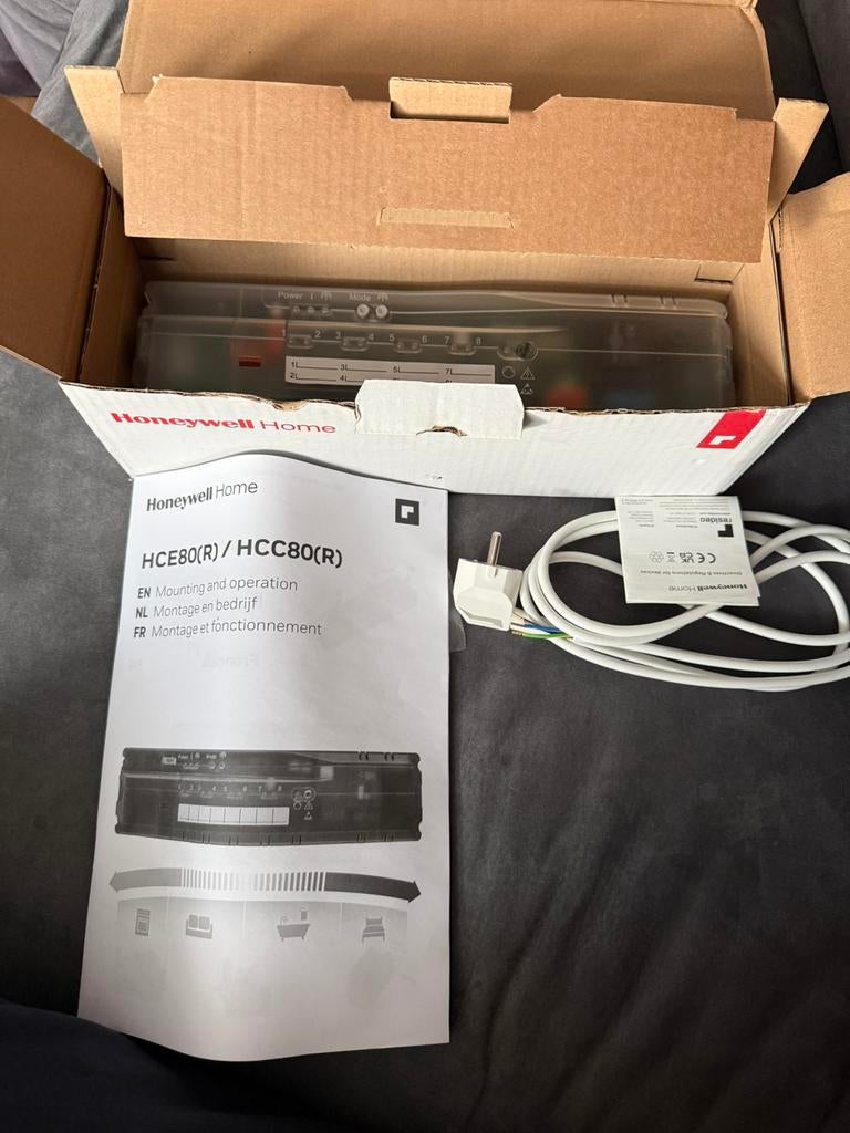 Honeywell HCE80 Zone-regelaar, Doe-het-zelf en Verbouw, Verwarming en Radiatoren, Minder dan 30 cm, Overige typen, Nieuw, Minder dan 60 cm