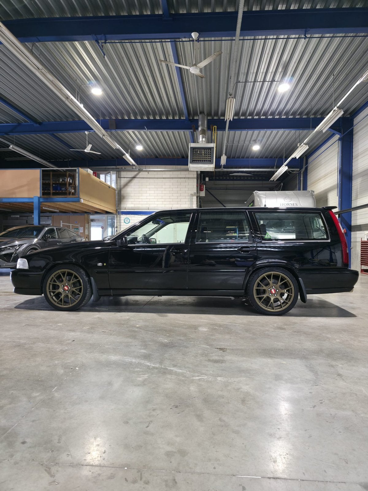 Volvo V70 2.3 R 1997 Zwart, foto 5
