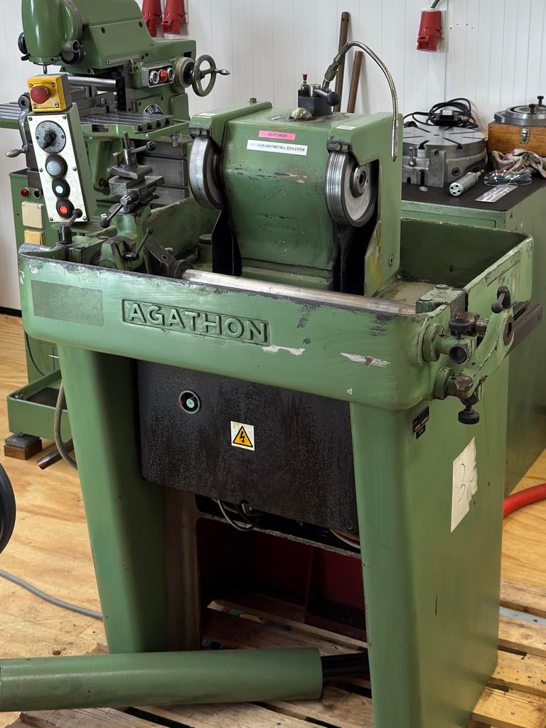 Agathon gereedschapslijper, Doe-het-zelf en Verbouw, Gereedschap | Slijpmachines, Ophalen, Gebruikt, Minder dan 700 watt, Werkbankslijpmachine