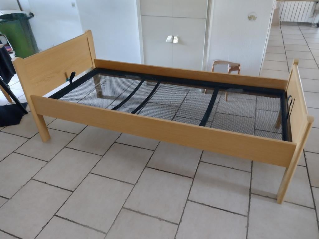 Houten eenpersoonsbed met verstelbaar Auping spiraal, Ophalen, 90 cm, Eenpersoons, Hout