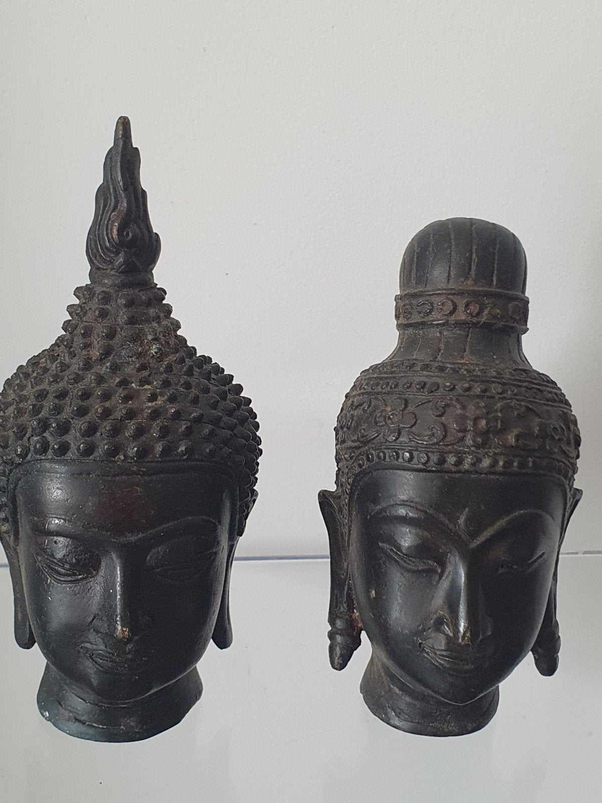 2 AntiekThaise of Birmese bronzen Boeddhahoofd, Antiek en Kunst, Antiek | Koper en Brons, Ophalen