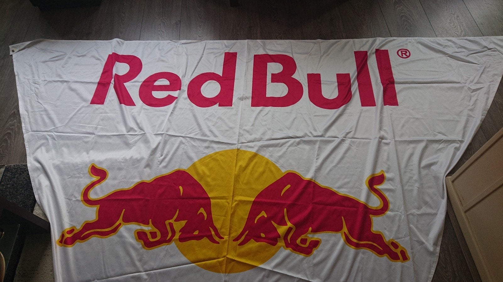 Vlag Red Bull, Ophalen of Verzenden, Nieuw