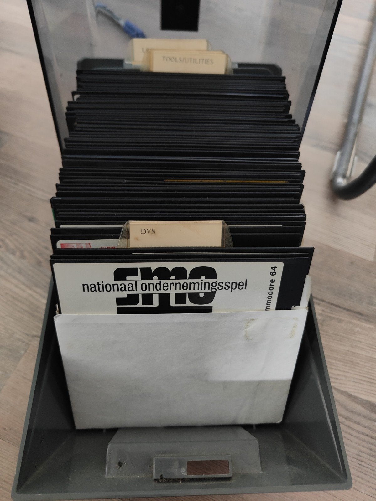 Meer dan 40 diskettes, C64, games etc. in box, Computers en Software, Ophalen of Verzenden, Zo goed als nieuw