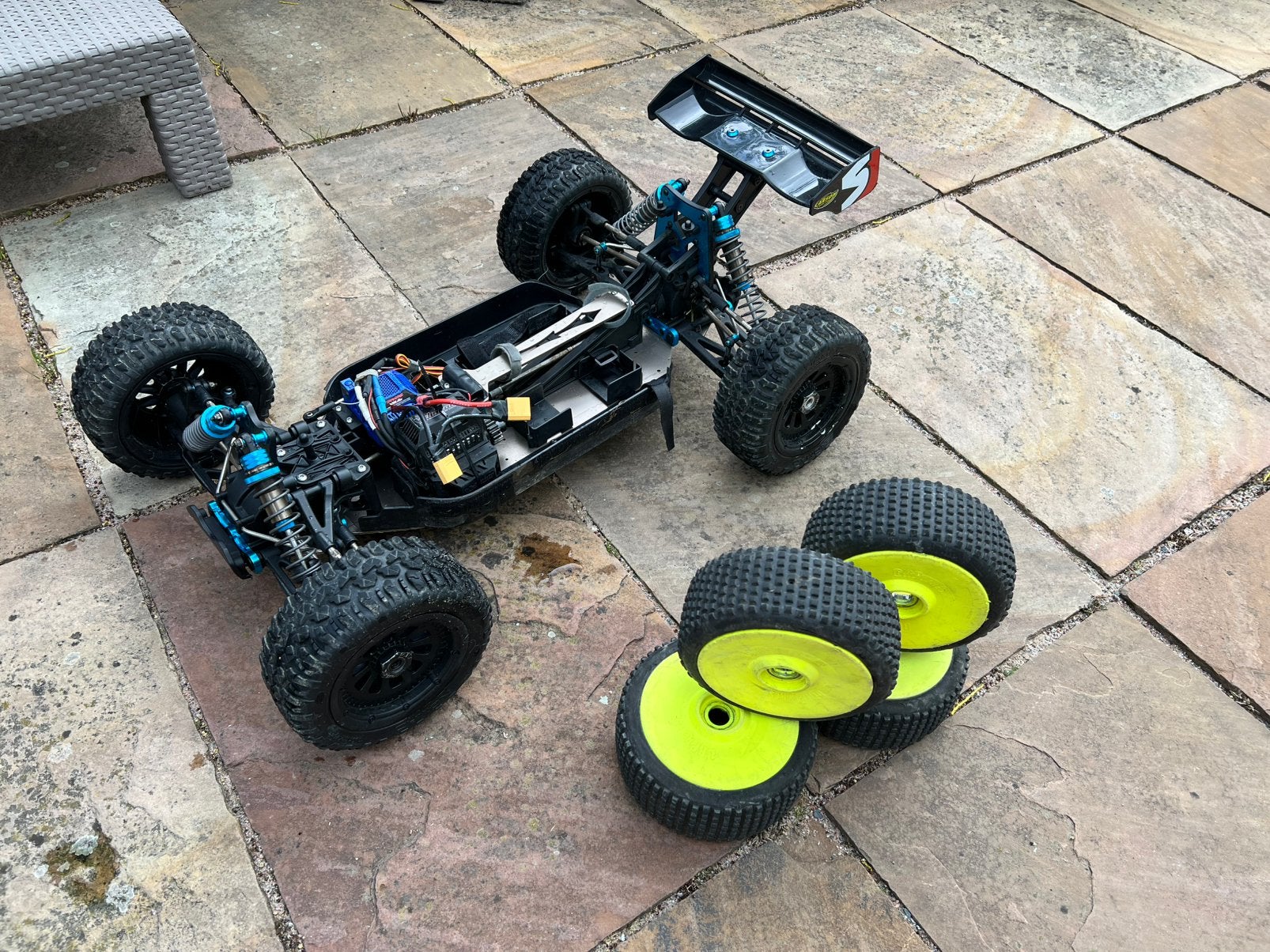 Carson Dirt Attack XXL 1:5 bigscale met Xmaxx 8s Combo, Gebruikt, Auto offroad, Ophalen of Verzenden, Nvt