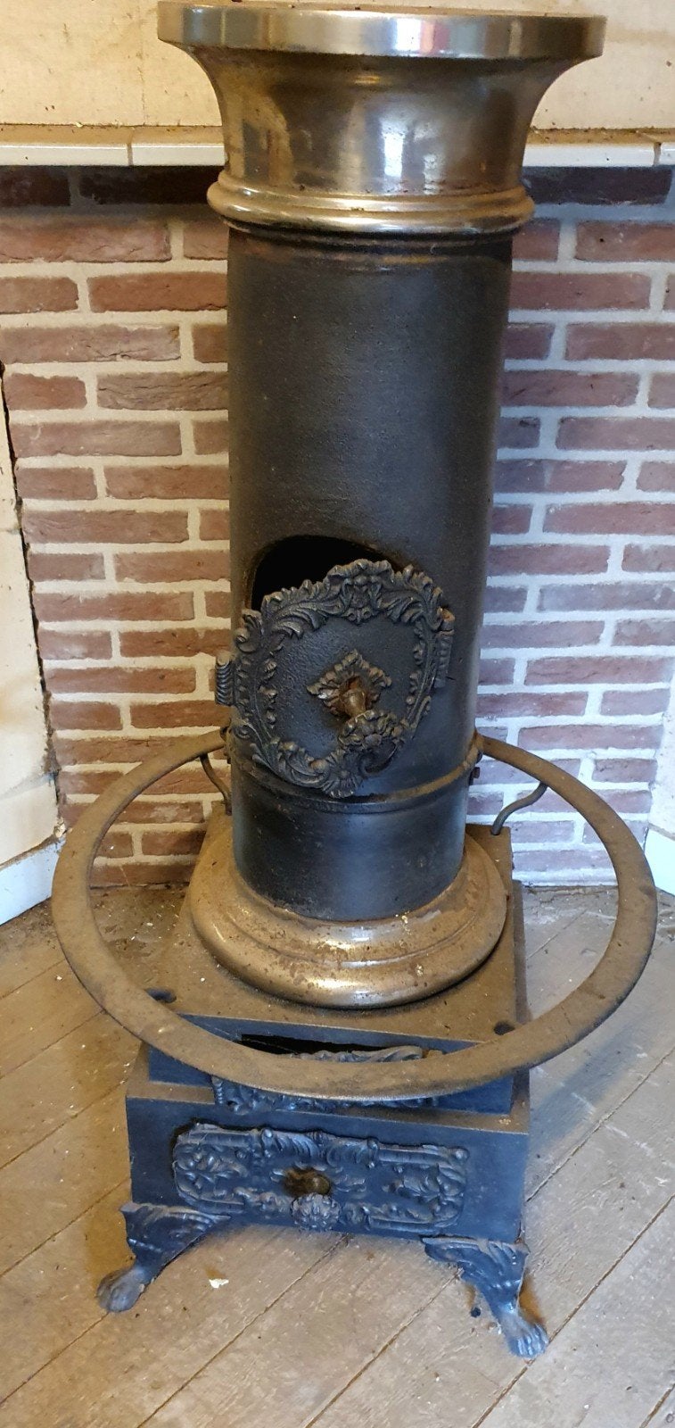 Antieke Gietijzeren Potkachel Een Plaatje!, Huis en Inrichting, Kachels, Ophalen, Gebruikt, Hout, Houtkachel