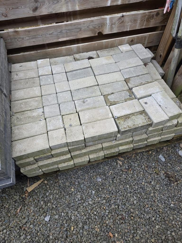 Restpartij klinkers gratis afhalen, Tuin en Terras, Ophalen, Composiet