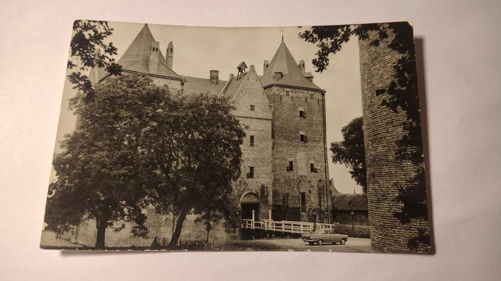 Poederoijen Slot Loevestein, Ophalen of Verzenden