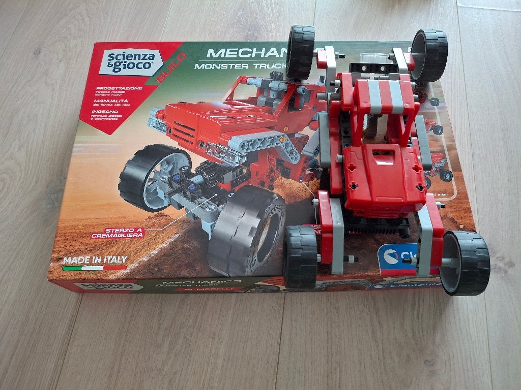 Clementoni Monster truck, Ophalen, Bouwen