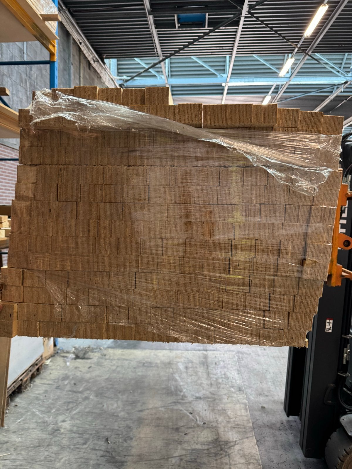 259 NIEUWE LVL BALKEN 3000  57  44 MM – COMPLETE PARTIJ, Nieuw, Ophalen of Verzenden, Balk, Vuren