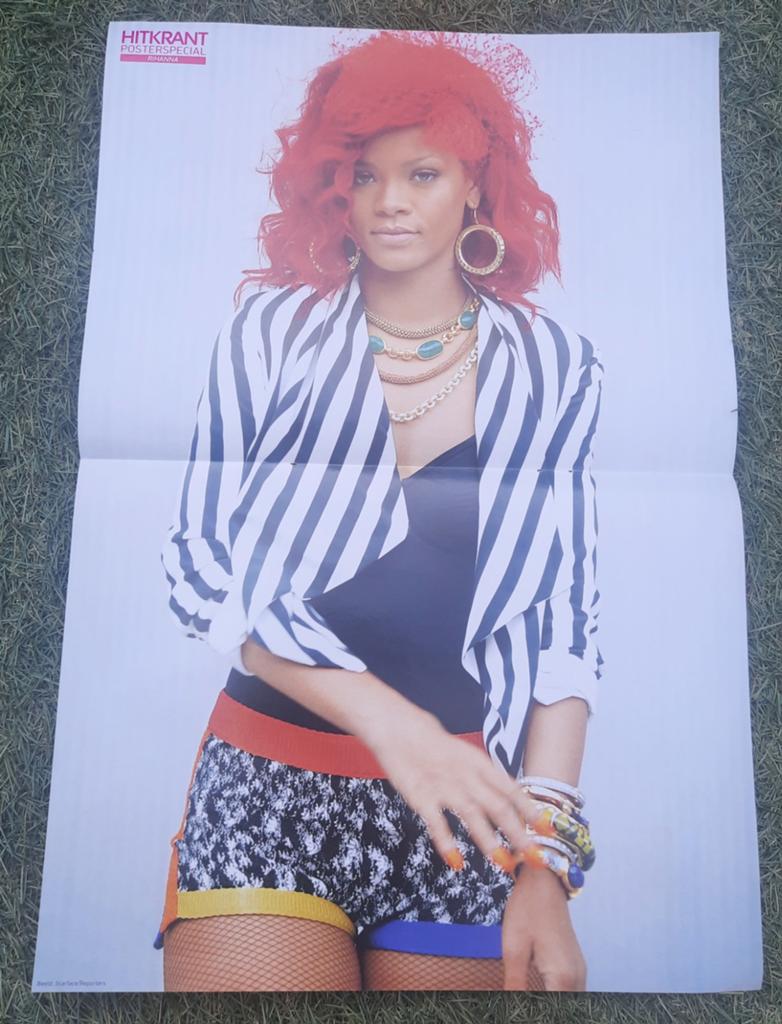 Poster 2x A4 Hitkrant 2010 Rihanna / Simon ea, Verzamelen, Ophalen of Verzenden, Gebruikt, A1 t/m A3, Muziek