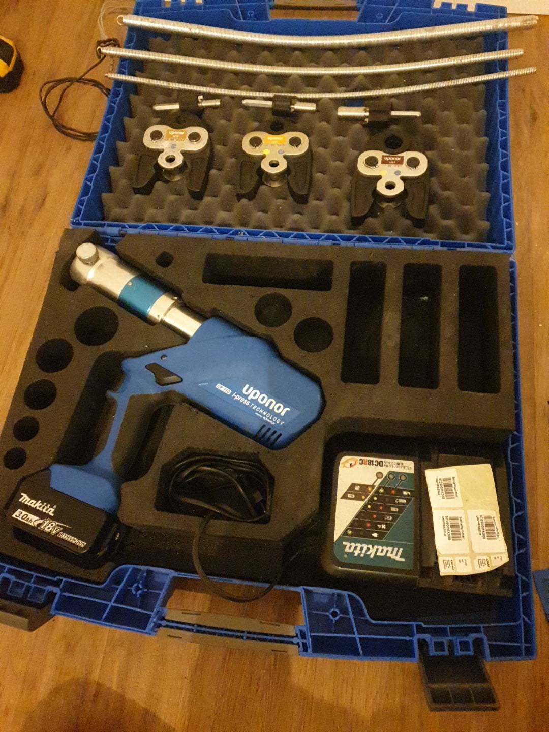 Uponor S-Press UP110 Accu Perstang – Complete Persset 16/20/, Doe-het-zelf en Verbouw, Ophalen, Zo goed als nieuw