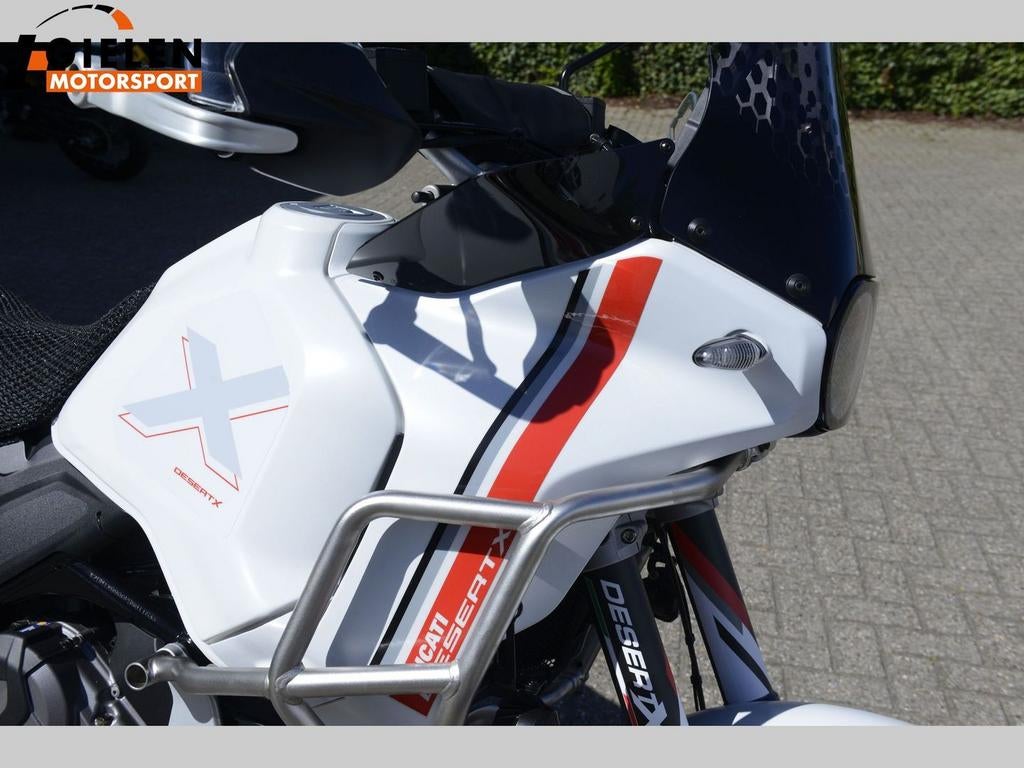 DUCATI DESERTX desert X, Motoren, DUCATI, 2 cilinders, Motorrijbewijs A, Bedrijf