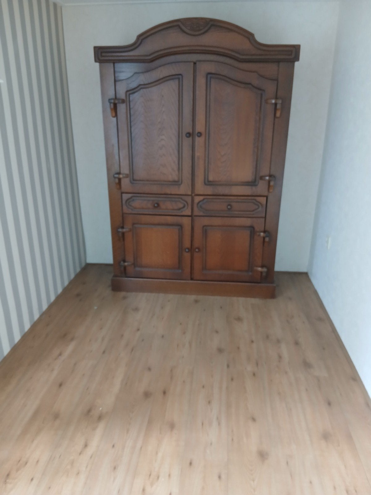 Antieke houten kast - Klassiek design, Ophalen