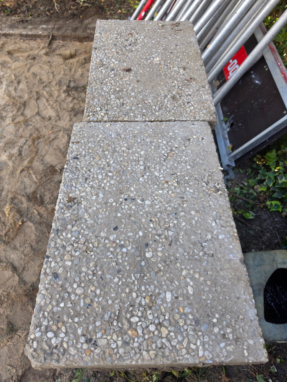 tegels/stenen 60x40 43 stuks gratis, Tuin en Terras, Ophalen, Gebruikt, Grijs