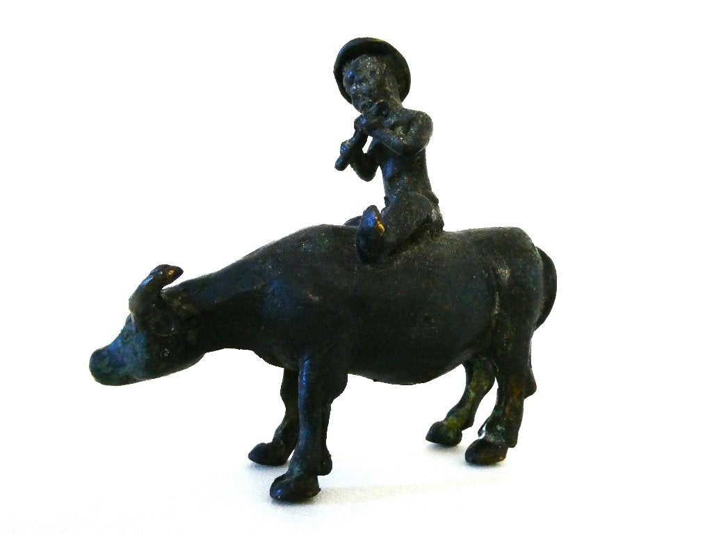 Bronzen beeld van een fluit spelende jongen op waterbuffel, China, Ophalen of Verzenden, Beeld