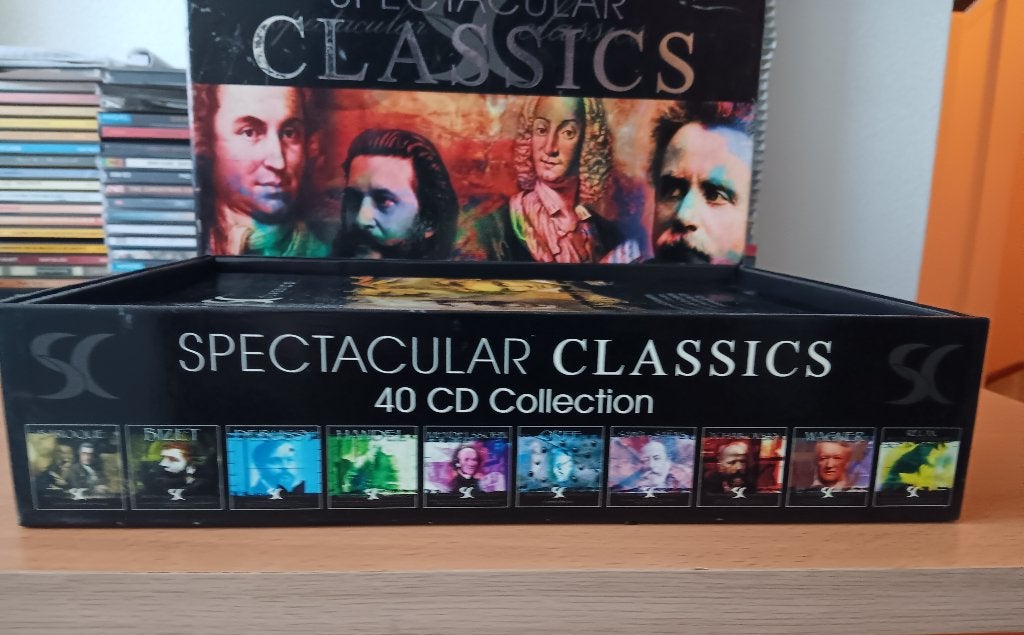 Spectacular Classics Set 40 CD Collection (mooie box), Cd's en Dvd's, Cd's | Klassiek, Zo goed als nieuw, Overige typen, Classicisme