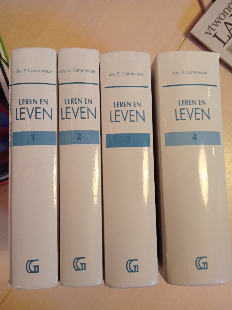 Leren en leven - drs. P. Cammeraat, Ophalen, Zo goed als nieuw