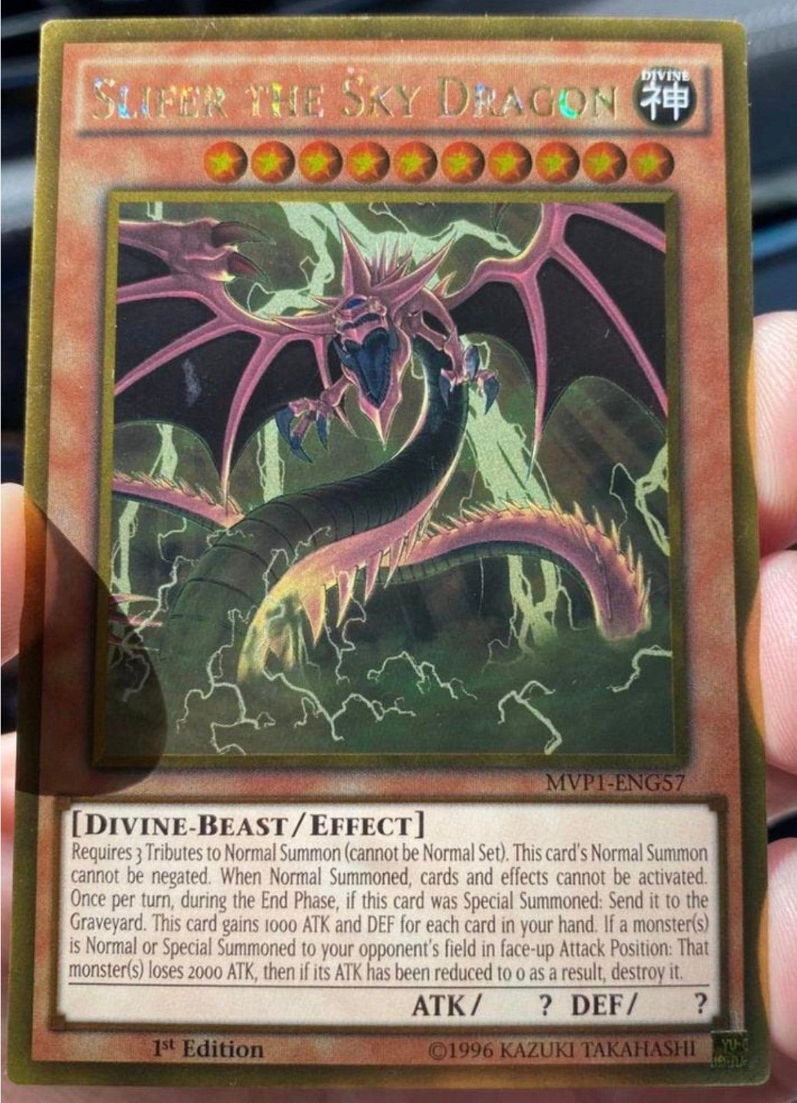 Yu-Gi-Oh! Slifer the Sky Dragon MVP1 1st Edition !, Ophalen of Verzenden, Zo goed als nieuw, Losse kaart, Foil