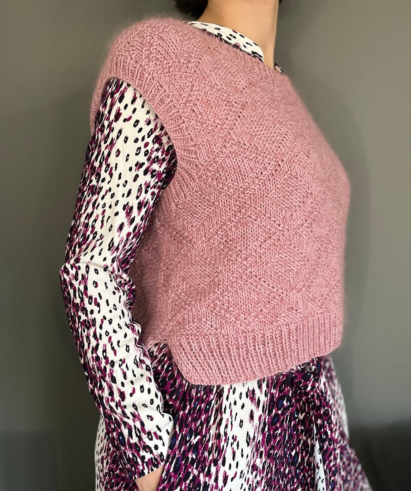 Handgebreide Slipover - 100% Merinowol met Kant Mohair, Ophalen of Verzenden, Nieuw, Maat 38/40 (M), Roze