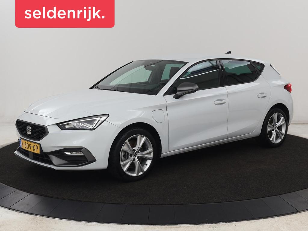 SEAT Leon 1.4 TSI eHybrid PHEV FR | Trekhaak | Adaptive crui, Auto's, Gebruikt, Leon, Wit, 13 kWh