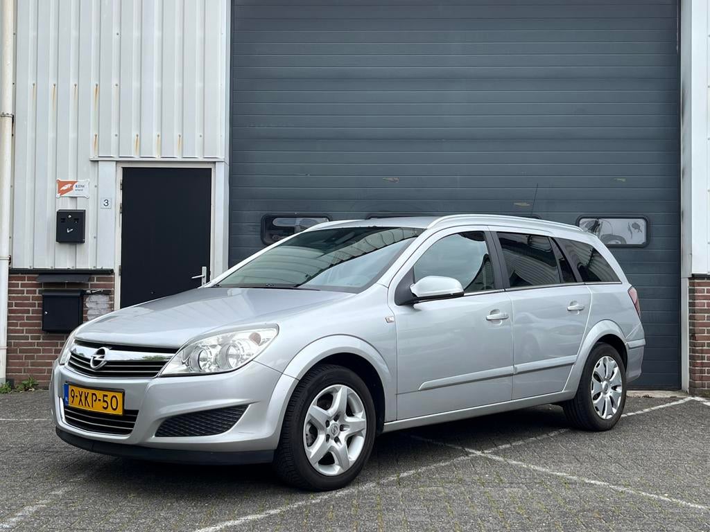 Opel Astra 1.6 16V. Airco,elek.ramen,cruisecontrol, 657 kg, 15 km/l, 4 cilinders, Handgeschakeld