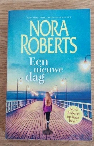 Nora Roberts, Een nieuwe dag, 2 verhalen, Ophalen of Verzenden, Gelezen