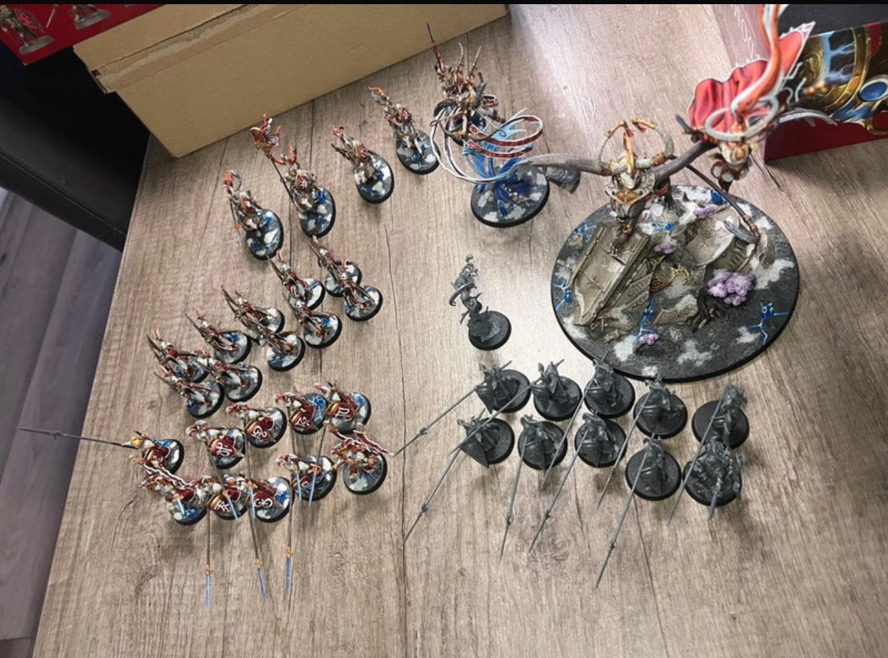 Warhammer aos lumineth realm lords army, Hobby en Vrije tijd, Figuurtje(s), Warhammer, Ophalen of Verzenden, Zo goed als nieuw
