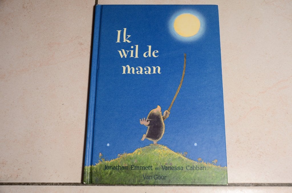 Ik wil de maan / Jonathan Emmet en Vanessa Cabban, Boeken, Ophalen of Verzenden, Zo goed als nieuw, Fictie algemeen, Voorleesboek
