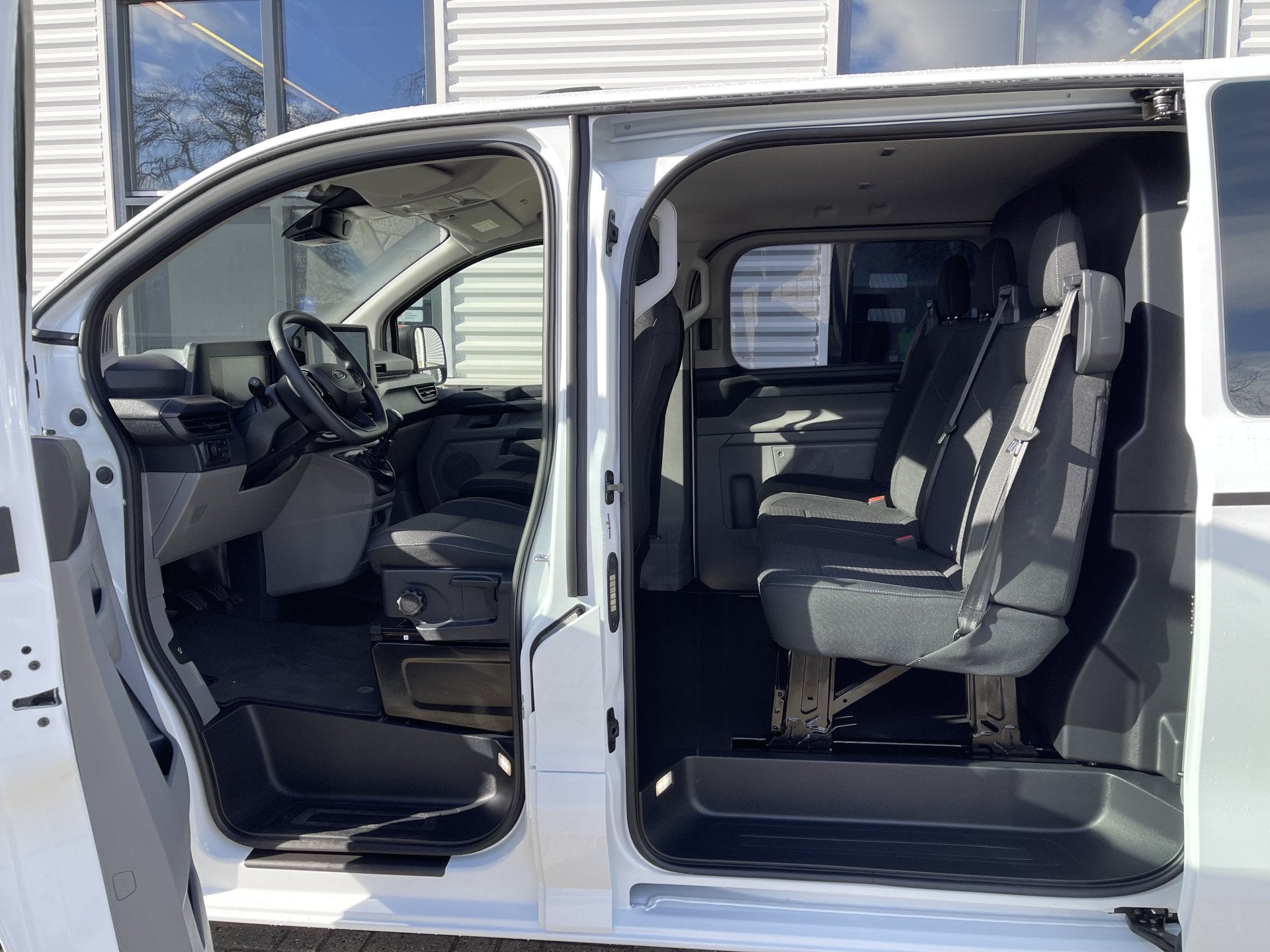 Ford Transit Custom 320 2.0 TDCI 130pk L2H1 Sport originele, Voorwielaandrijving, 1995 cc, 4 cilinders, 2500 kg