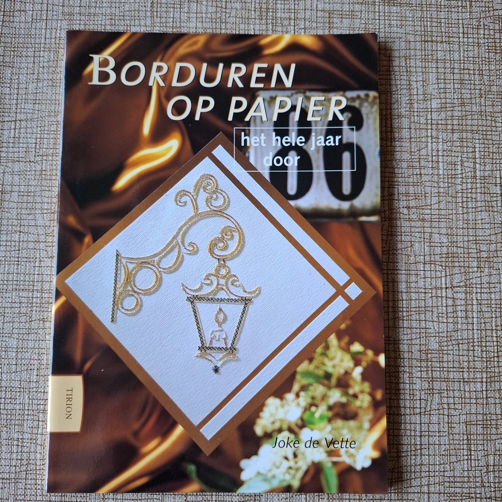 Borduren op papier het hele jaar door, Boeken, Ophalen of Verzenden, Overige onderwerpen