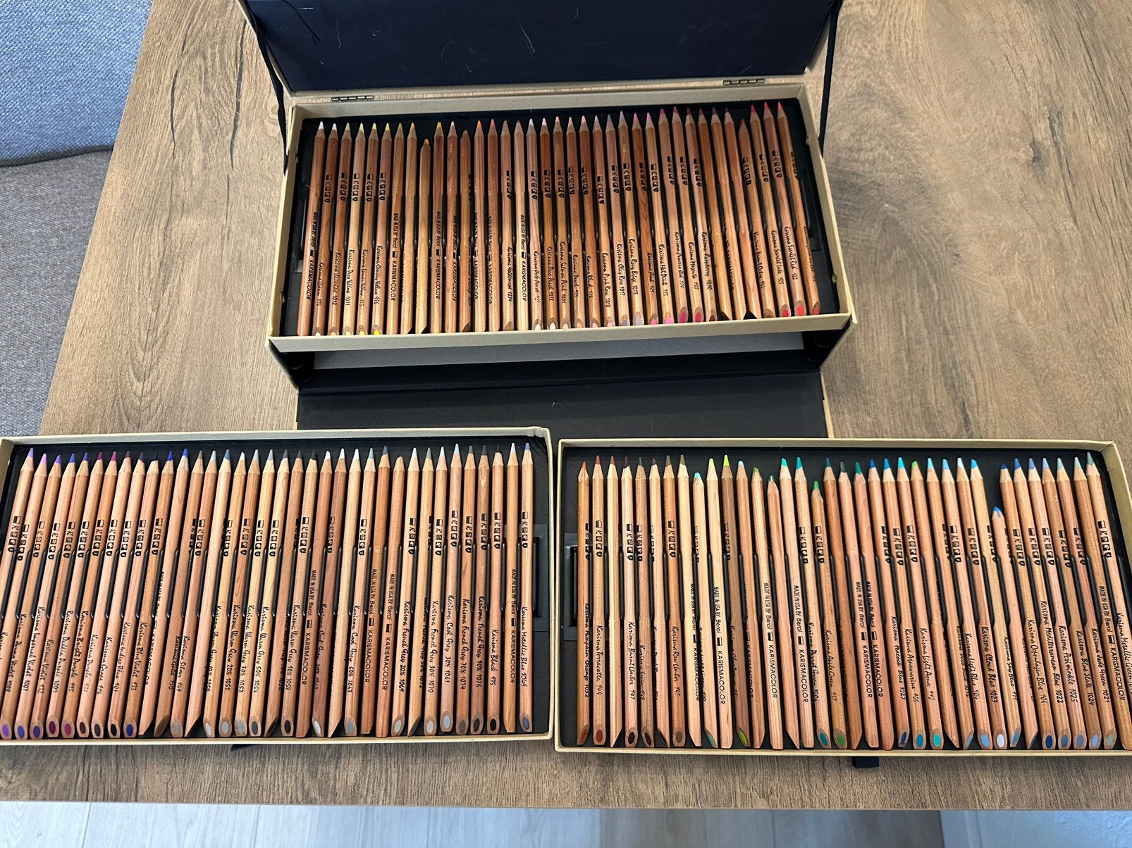 Karisma berol kleurpotloden colour pencils 108 stuks, Hobby en Vrije tijd, Tekenen, Ophalen, Zo goed als nieuw