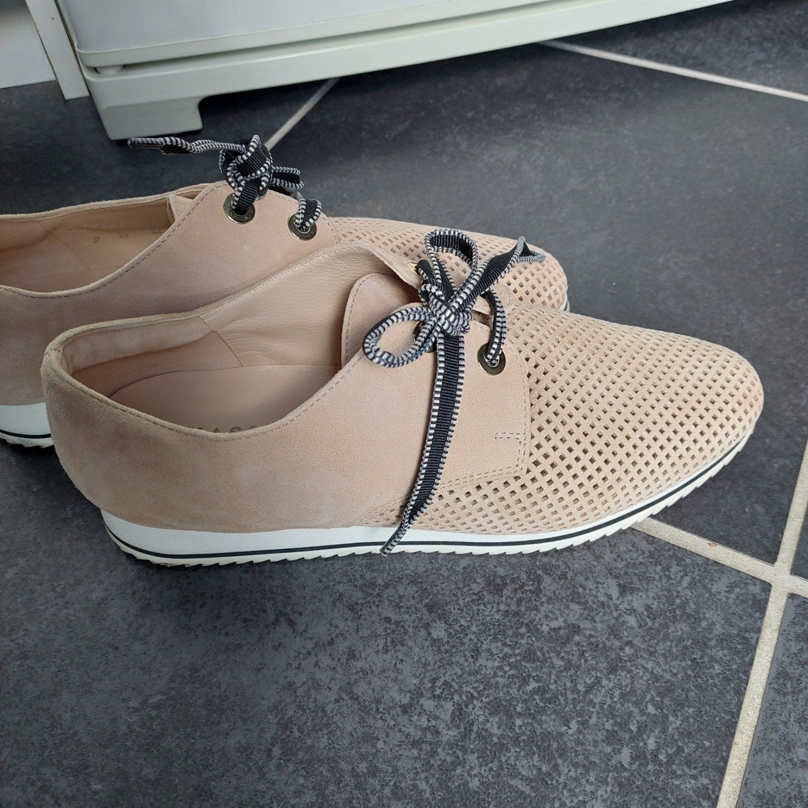 hassia dames schoenen maat 6.5 G. zeer goed leer, Verzenden, Zo goed als nieuw, Zwart, Sneakers of Gympen