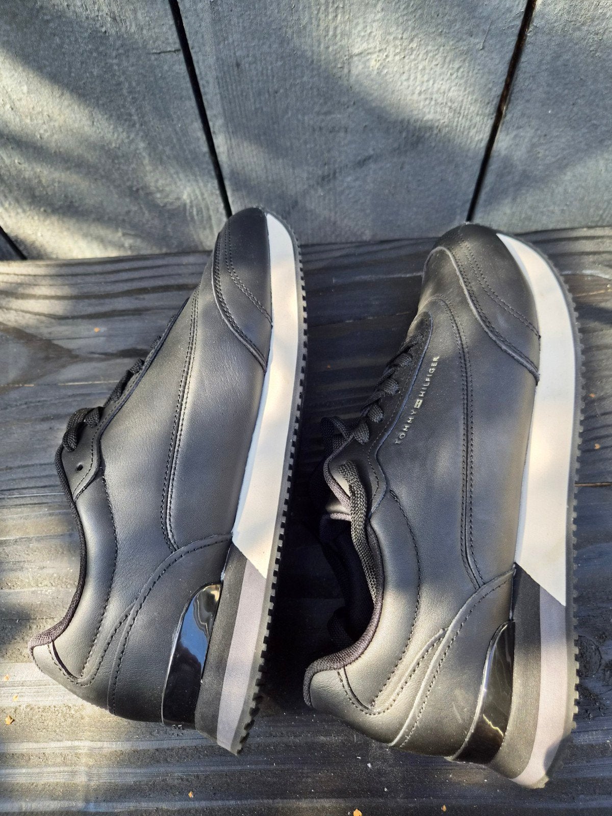 Tommy Hilfiger sneakers,  zwart, maat 42, Kleding | Dames, Zwart, Ophalen of Verzenden, Tommy Hilfiger, Sneakers of Gympen