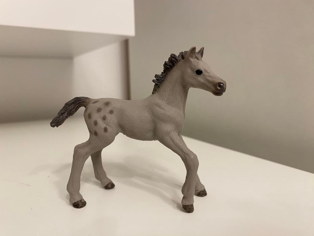 Schleich Hannoveraan Veulen ~ 83015, Verzamelen, Dierenverzamelingen, Beeldje of Figuurtje, Paard, Ophalen of Verzenden