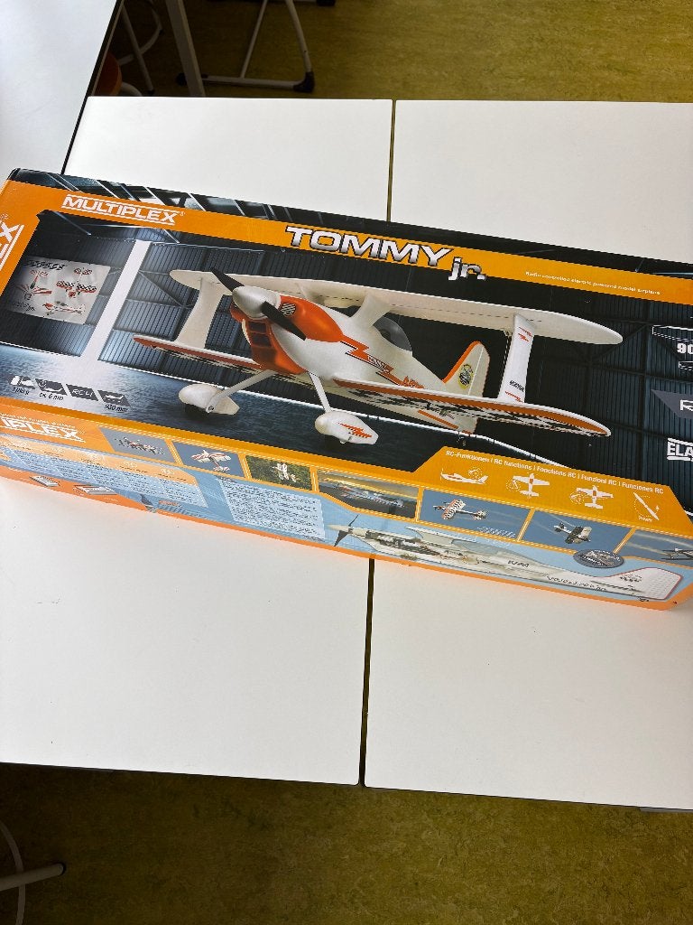 Muliplex Tommy Jr. Radio Redy nieuw . eu 180, Hobby en Vrije tijd, Ophalen of Verzenden, Nieuw, Elektro, RTF (Ready to Fly)