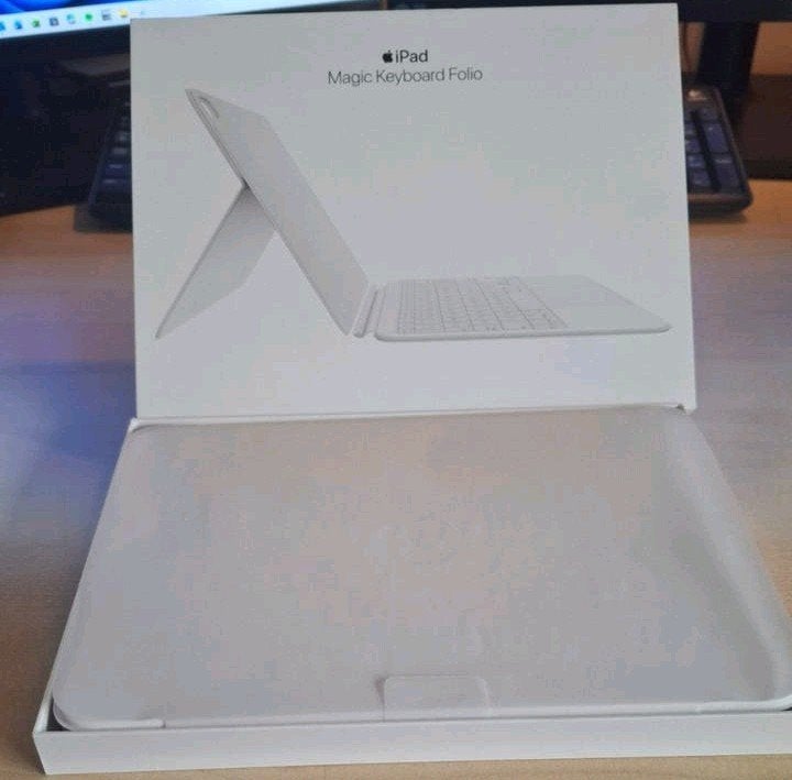Apple Magic Keyboard Folio voor iPad (10e generatie), Computers en Software, Apple iPads, Overige modellen, Wit, 11 inch, Ophalen of Verzenden