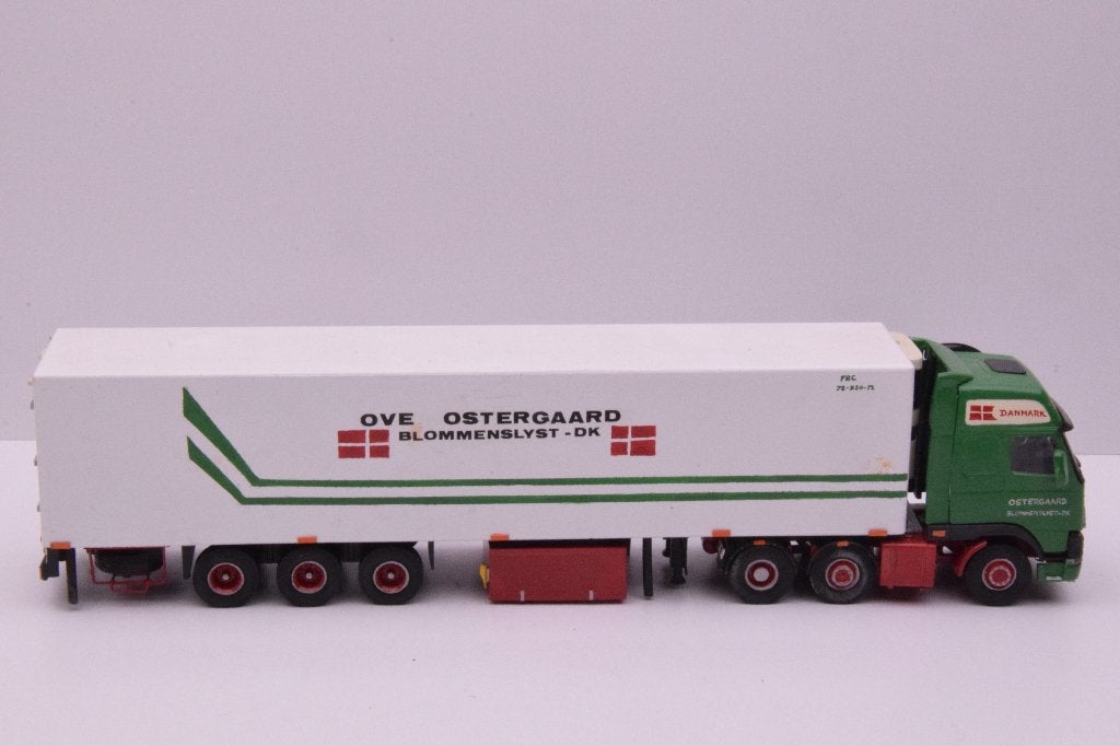 Volvo FH 12  '' Ove Ostergard  ''  Lion Car code 3, Ophalen of Verzenden, Gebruikt, Bus of Vrachtwagen, Lion Toys