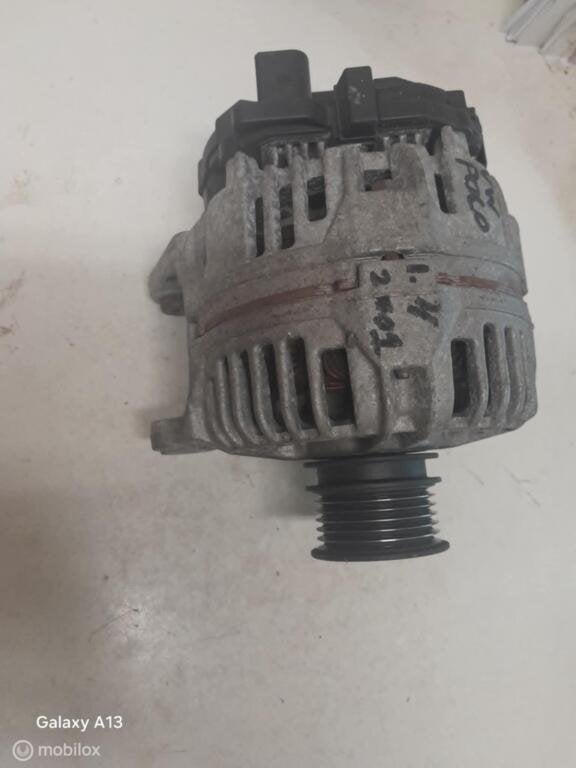 Dynamo Volkswagen Polo 037903025L, Gebruikt, Ophalen of Verzenden