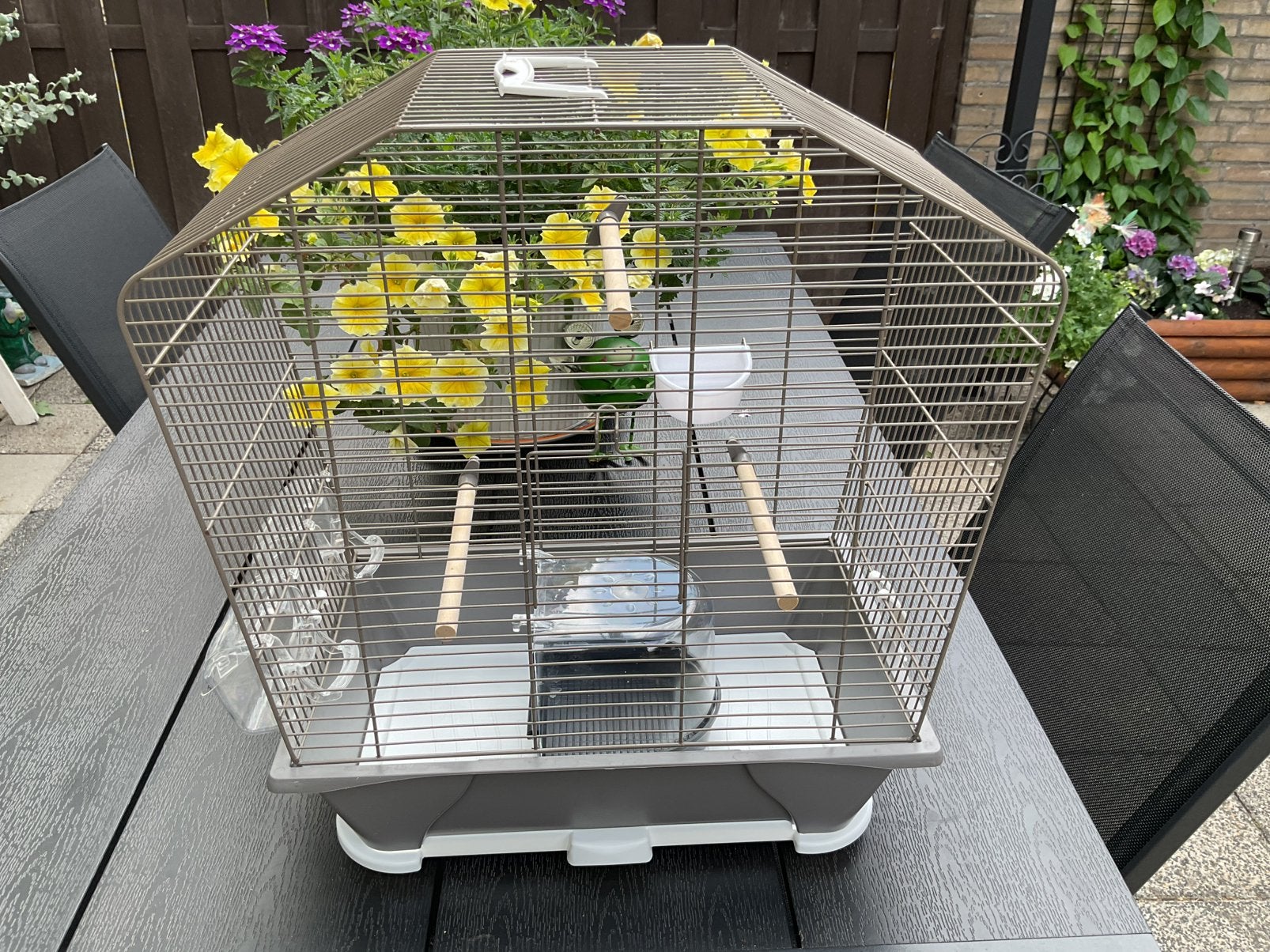 Vogelkooi een week gebruikt, Ophalen, Zo goed als nieuw, Metaal, Vogelkooi