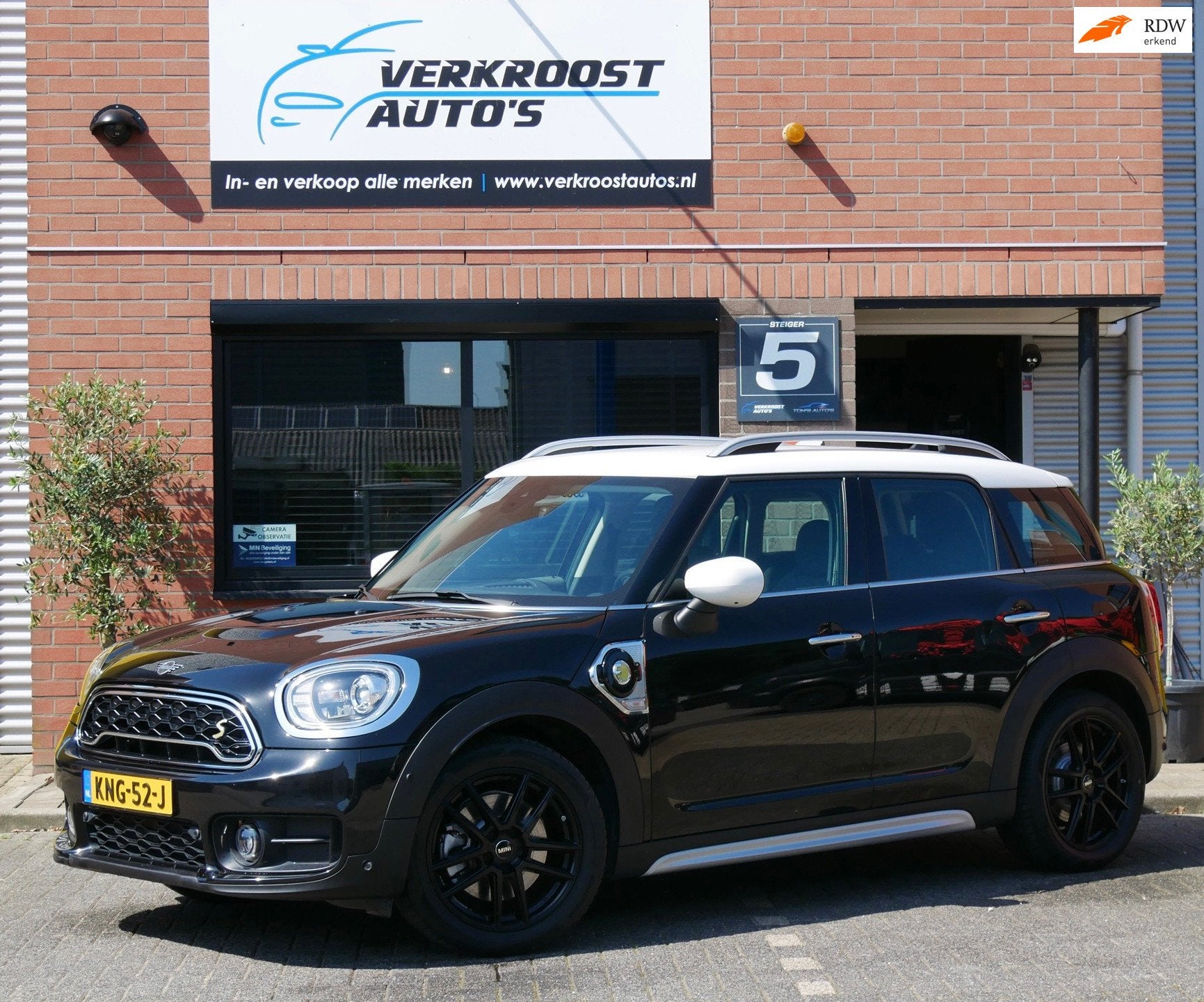 Mini Countryman 1.5 Cooper S E ALL4 Chili sportstoelen. came, Auto's, Automaat, Dealer onderhouden, 136 pk, Gebruikt