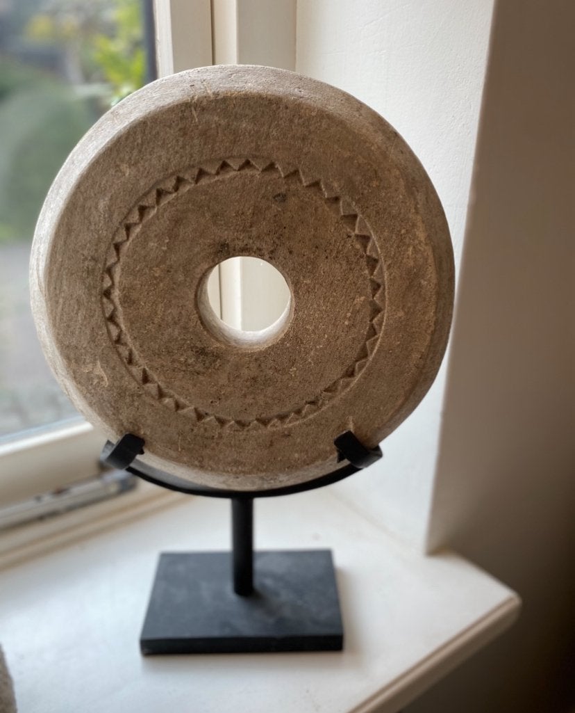 Zwaar ornament op voet boho ibiza wabi sabi steen, Ophalen, Zo goed als nieuw