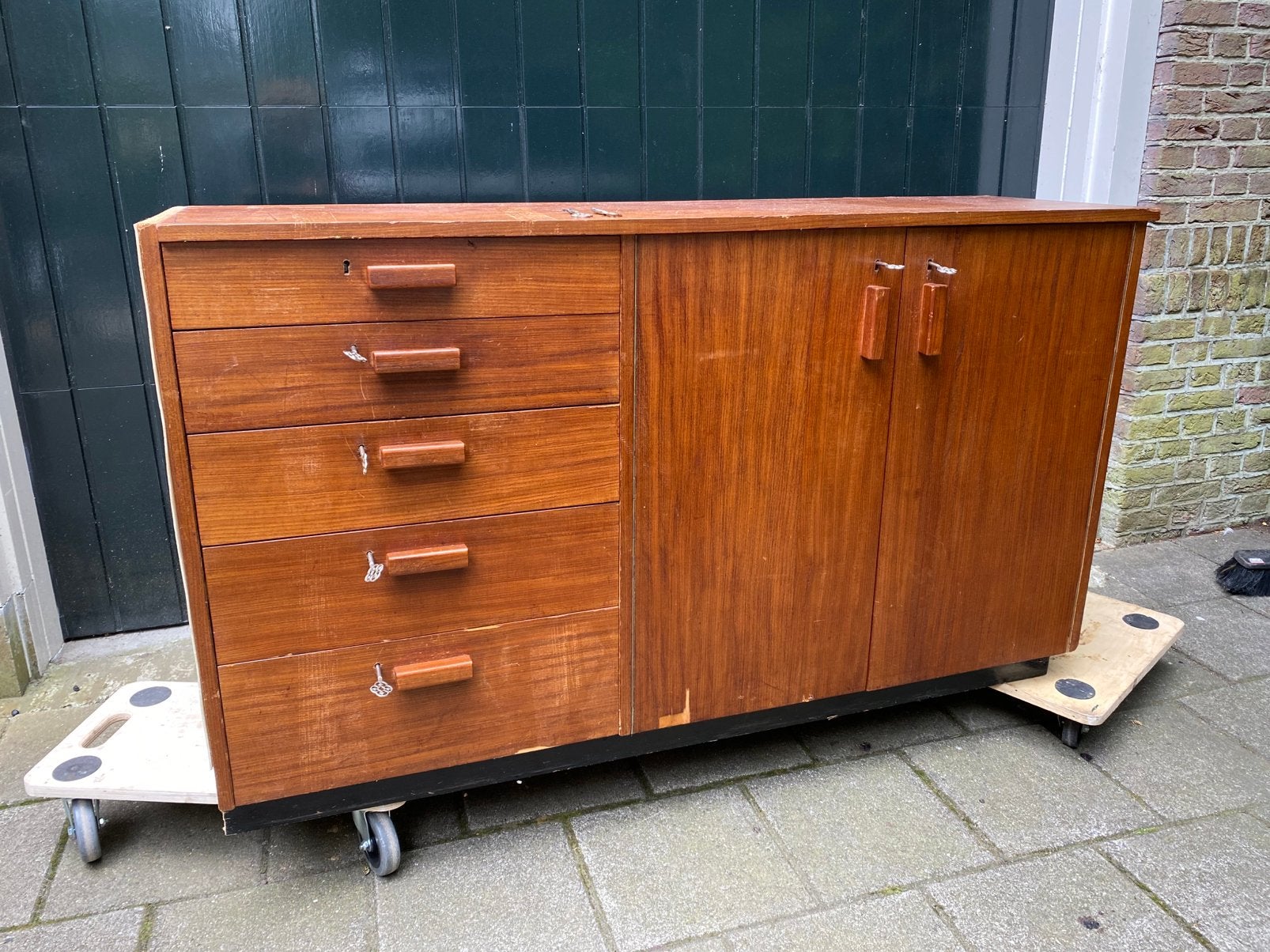 Teak fineer houten dressoir, Gebruikt, Ophalen of Verzenden, Overige materialen, Sixties retro