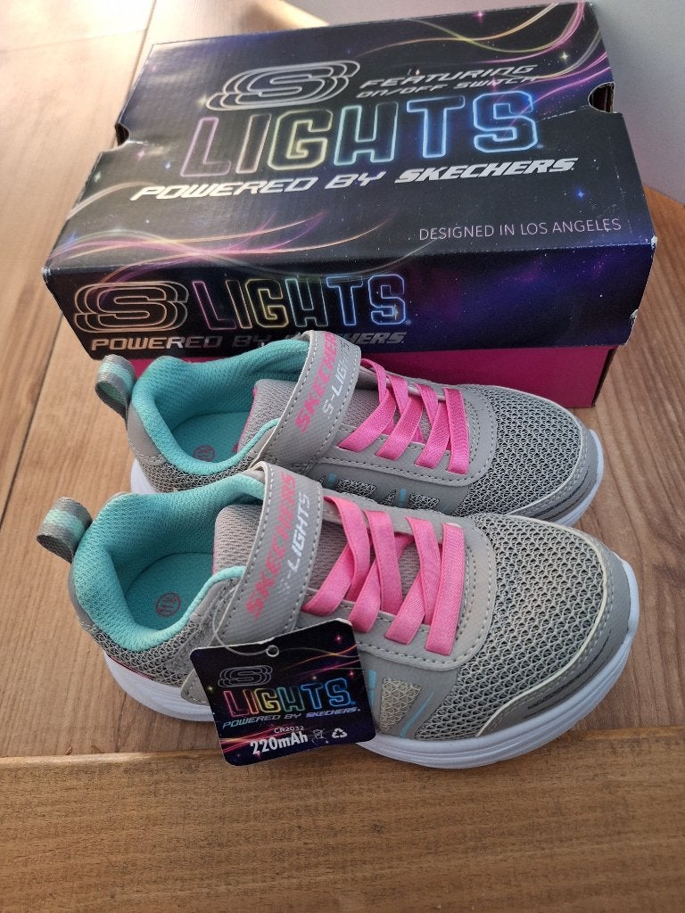 Skechers maat 28, Ophalen of Verzenden, Nieuw, Meisje, Schoenen