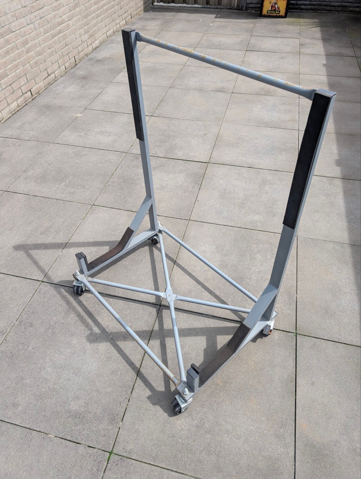 Universele hardtop standaard met wielen, Ophalen, Gebruikt