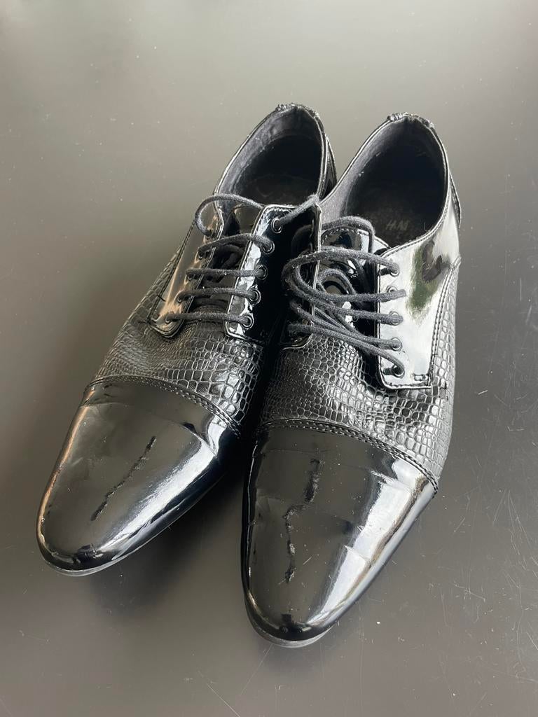 Gratis schoenen h&m, Kleding | Heren, Schoenen, Ophalen of Verzenden, Zo goed als nieuw, Zwart