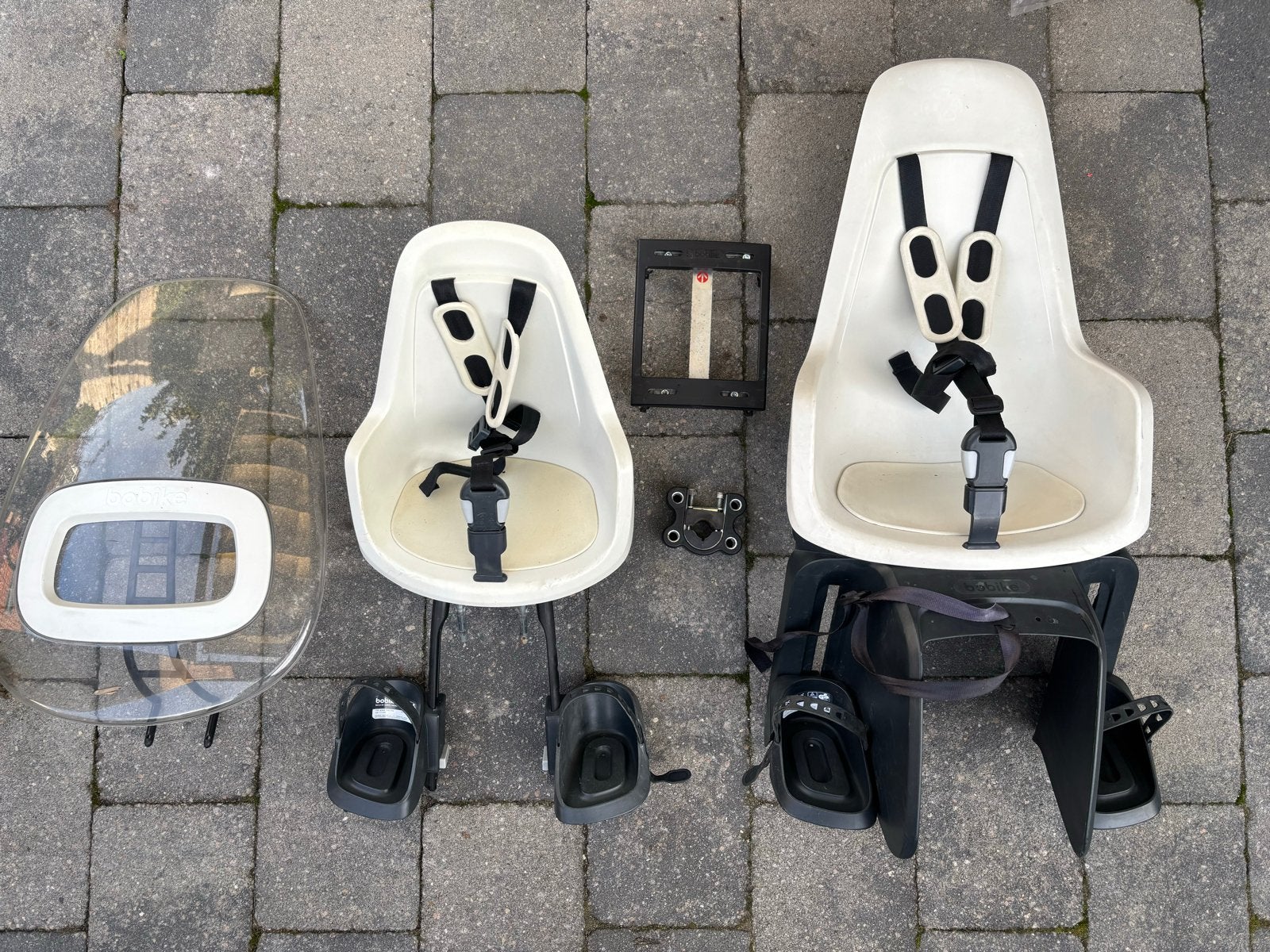 Bobike One fietstoeltjes: Voor- en Achterzitje + Windscherm, Ophalen, Gebruikt, Voetsteuntjes, Voorzitje