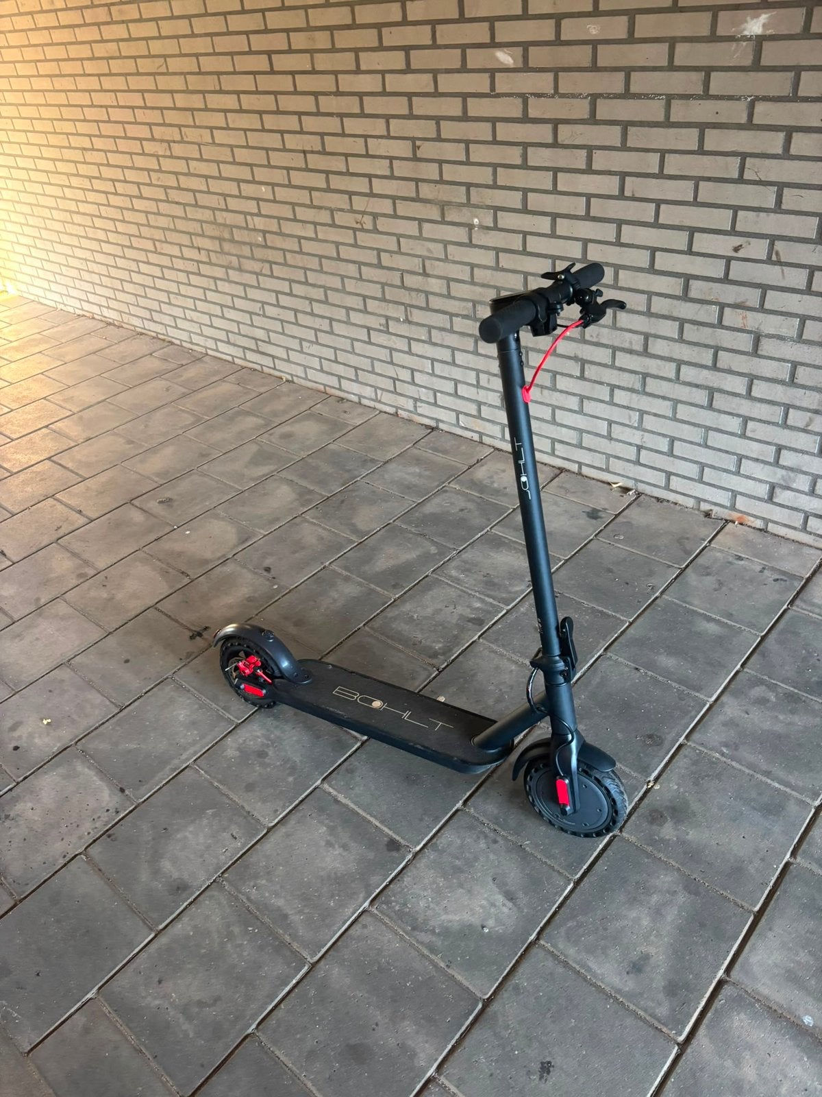 Electrische step Bohlt, Ophalen, Zo goed als nieuw, Elektrische step (E-scooter)