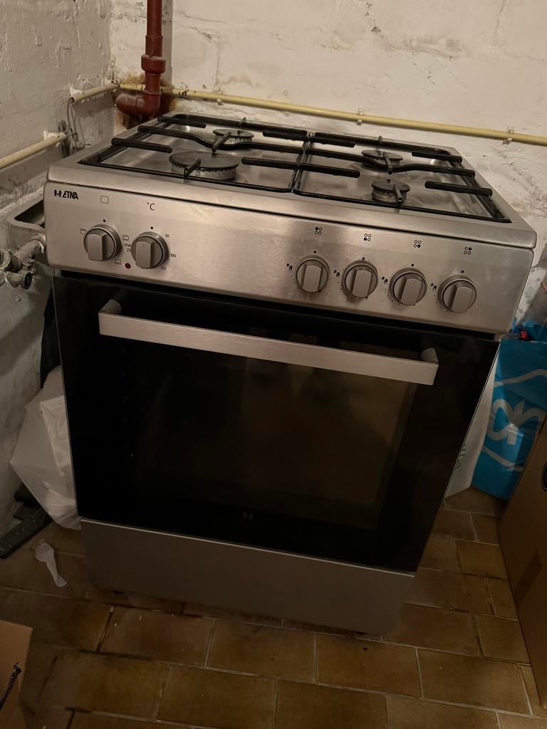 ETNA GASFORNUIS + OVEN (350,00), Witgoed en Apparatuur, Fornuizen, Ophalen, 4 kookzones, Zo goed als nieuw, Gas