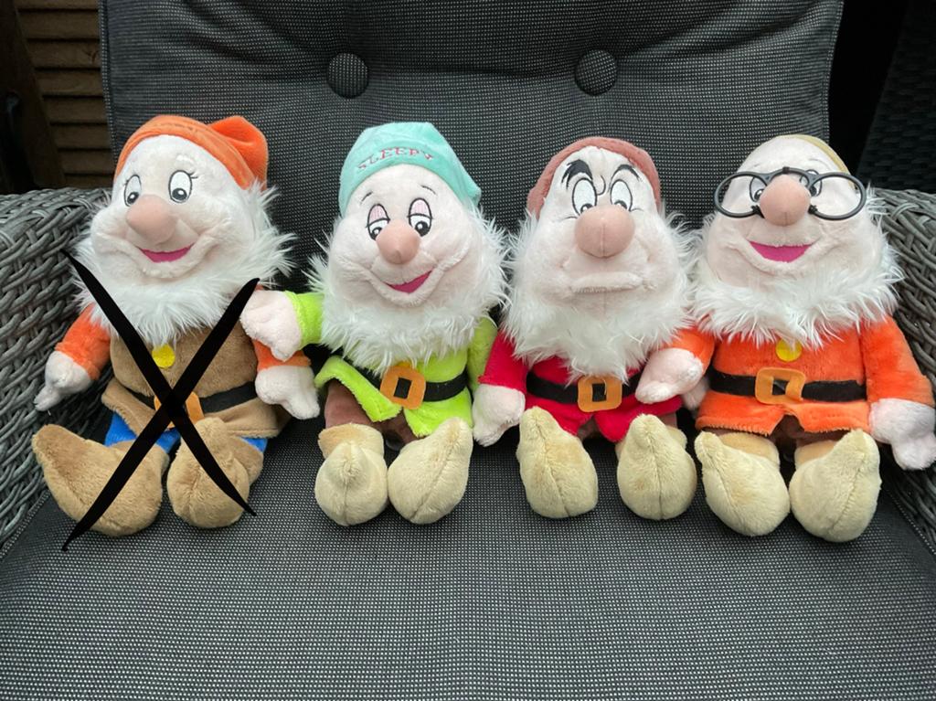 3 nieuwe zgan Sleepy, Grumpy en Doc dwergen sneeuwwitje, Verzamelen, Ophalen, Sneeuwwitje of Doornroosje, Nieuw, Knuffel