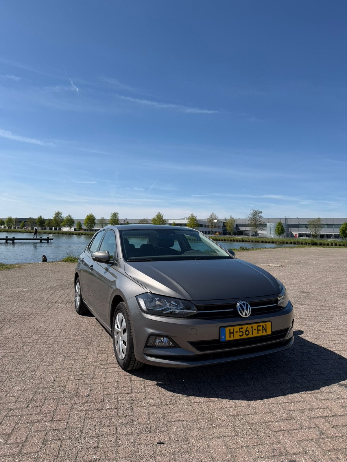 Volkswagen Polo 1.0 TSI 95pk 2020 Grijs, Auto's, Voorwielaandrijving, Stof, Zwart, 95 pk